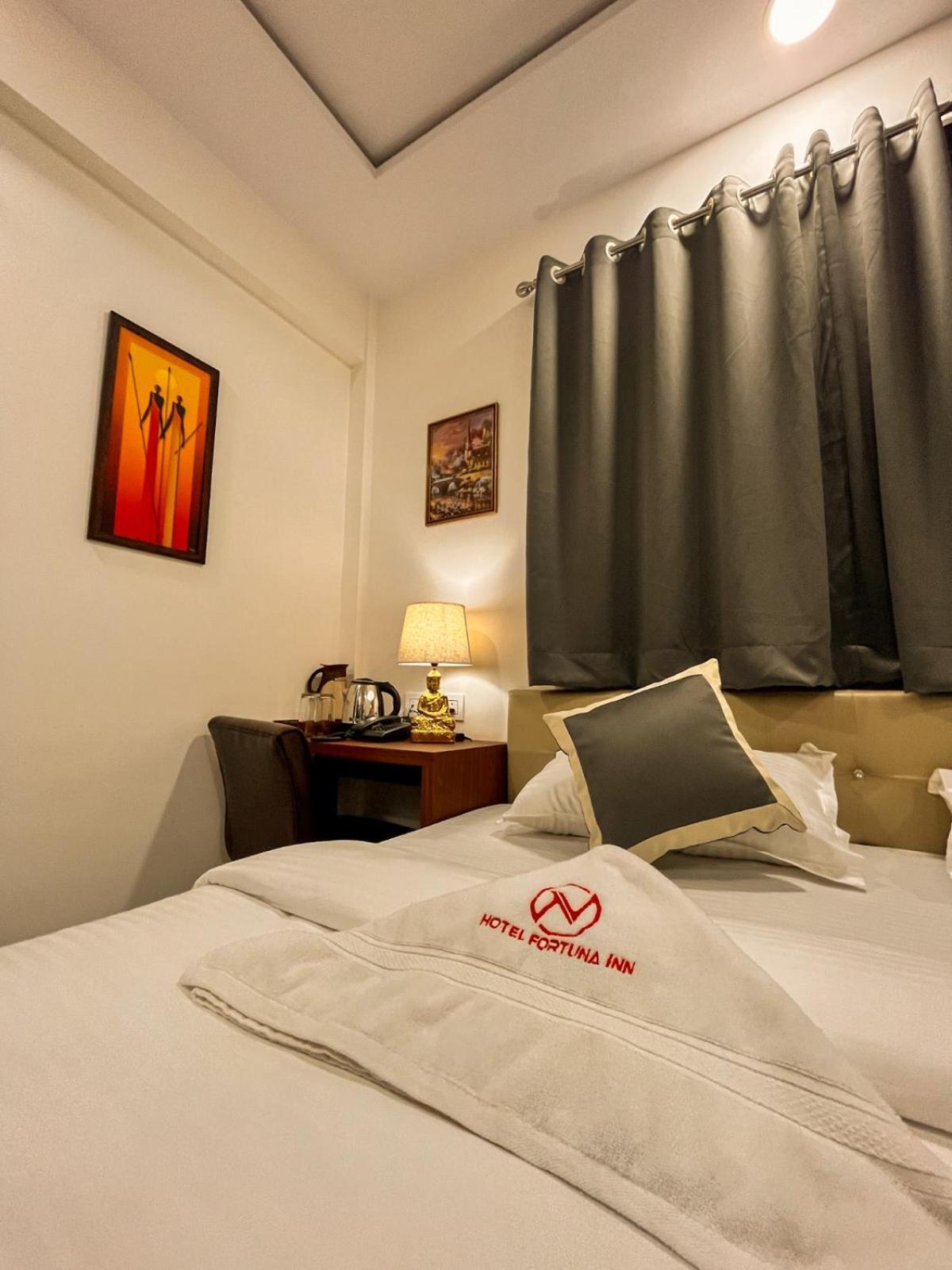 Fortuna Inn Manage By Sn Hospitality Navi Mumbai Exterior foto